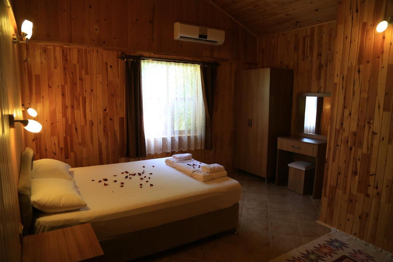 Tunays Pansiyon Bed & Breakfast Çıralı Rom bilde