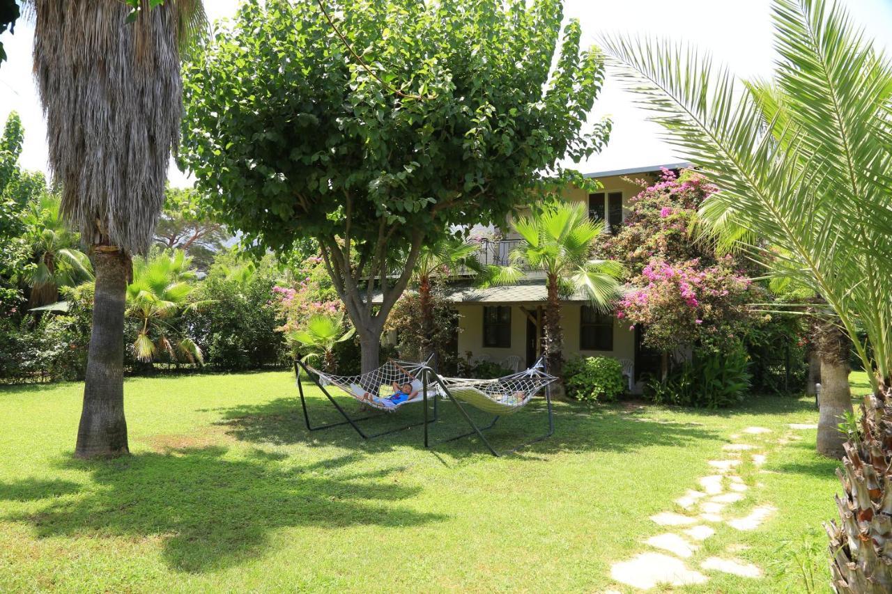 Tunays Pansiyon Bed & Breakfast Çıralı Eksteriør bilde