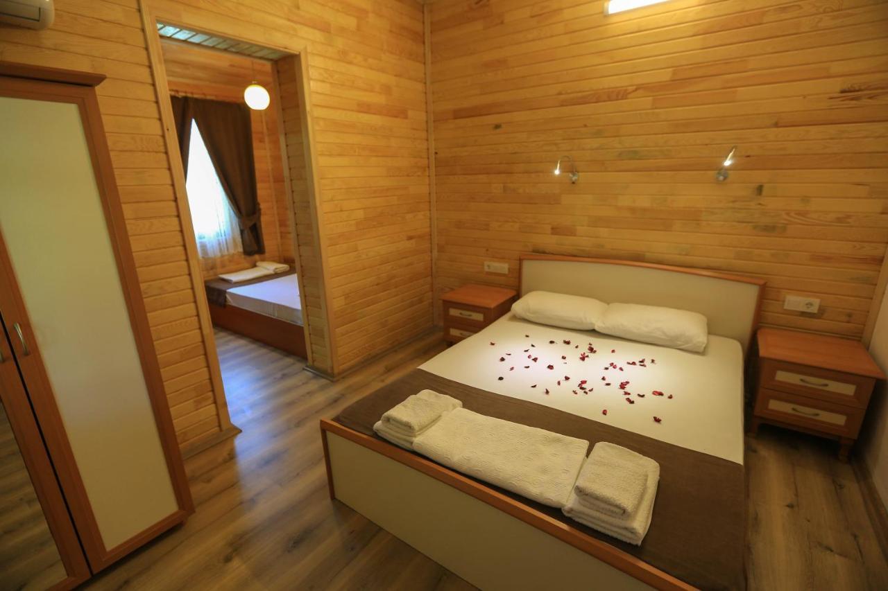 Tunays Pansiyon Bed & Breakfast Çıralı Eksteriør bilde
